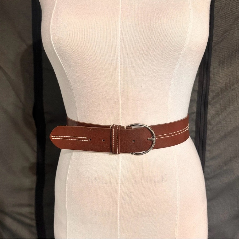 Classic Women's Leather Belt in Burgundy 
Leather Belt Women's Vintage Classic